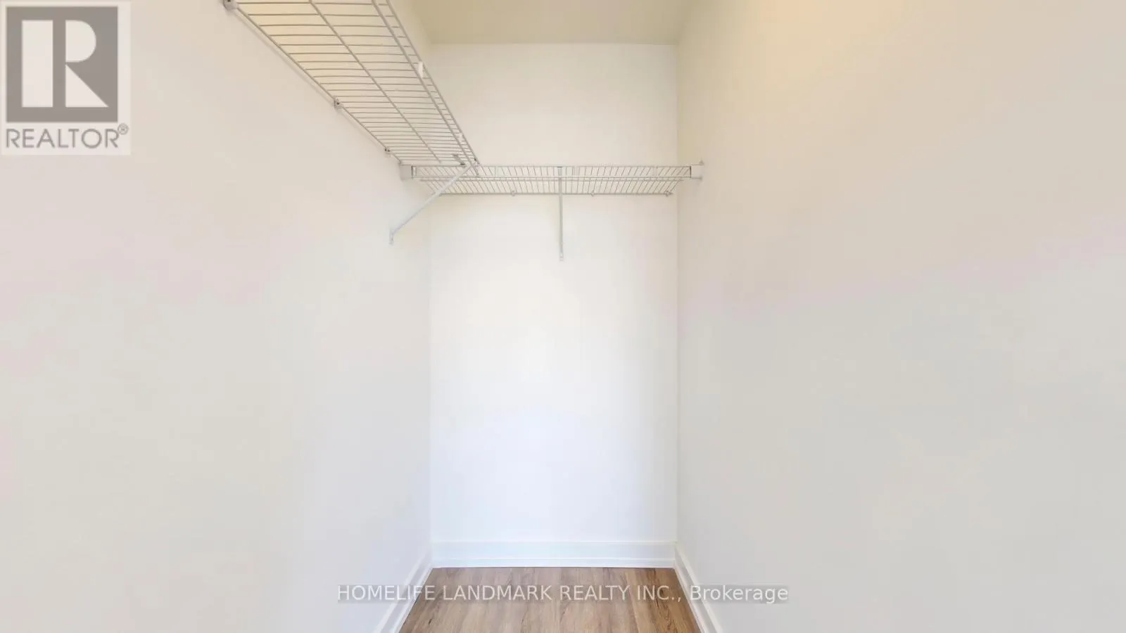 1205 - 1 GRANDVIEW AVENUE