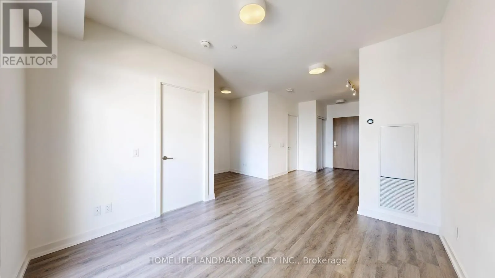 1205 - 1 GRANDVIEW AVENUE