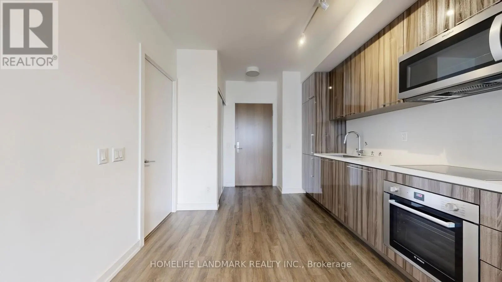 1205 - 1 GRANDVIEW AVENUE