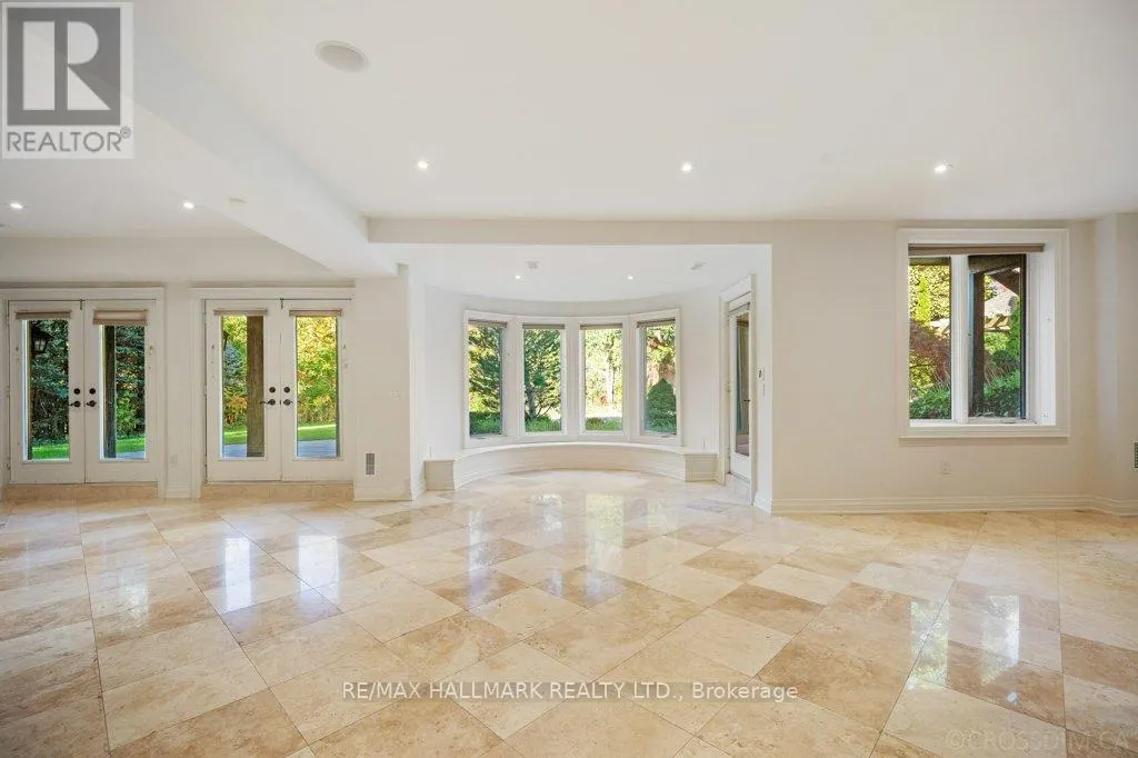 40 MARYVALE CRESCENT