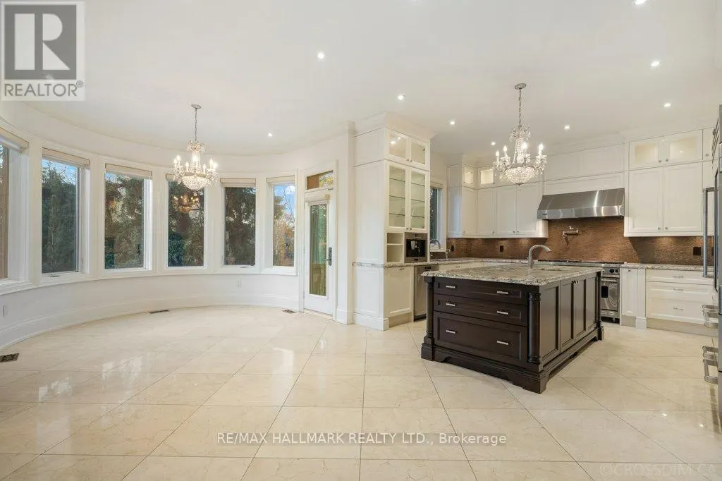 40 MARYVALE CRESCENT