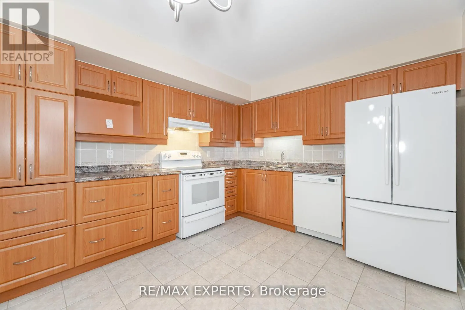 216 - 2502 RUTHERFORD ROAD