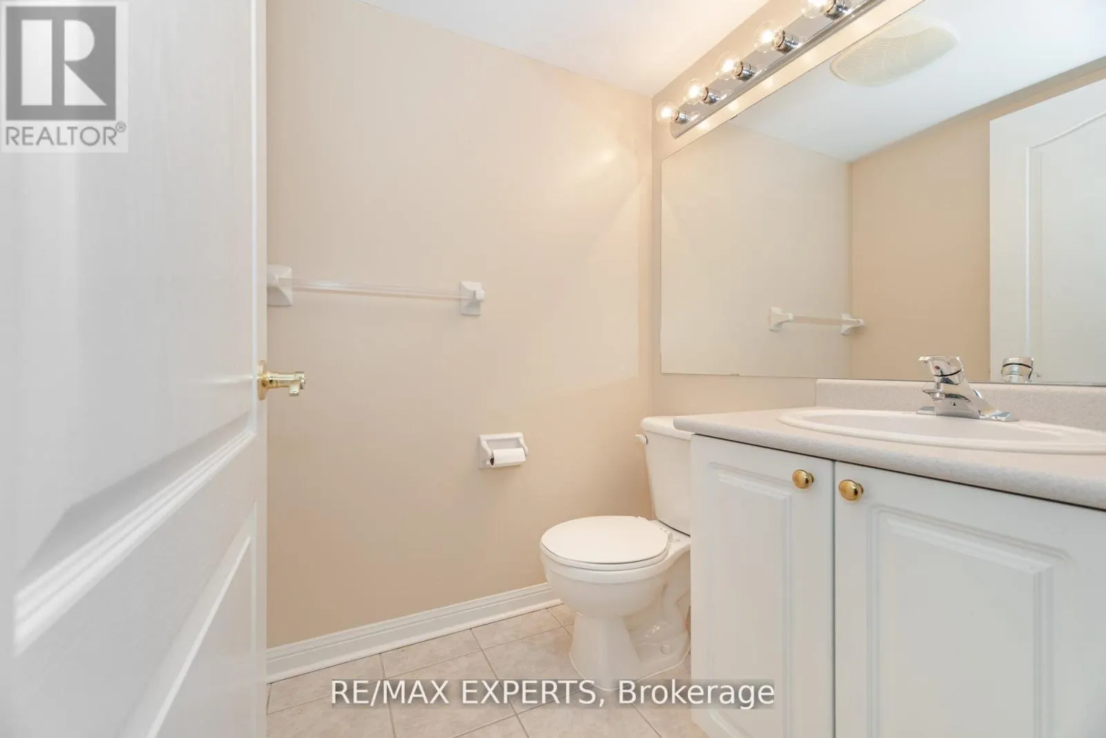 216 - 2502 RUTHERFORD ROAD