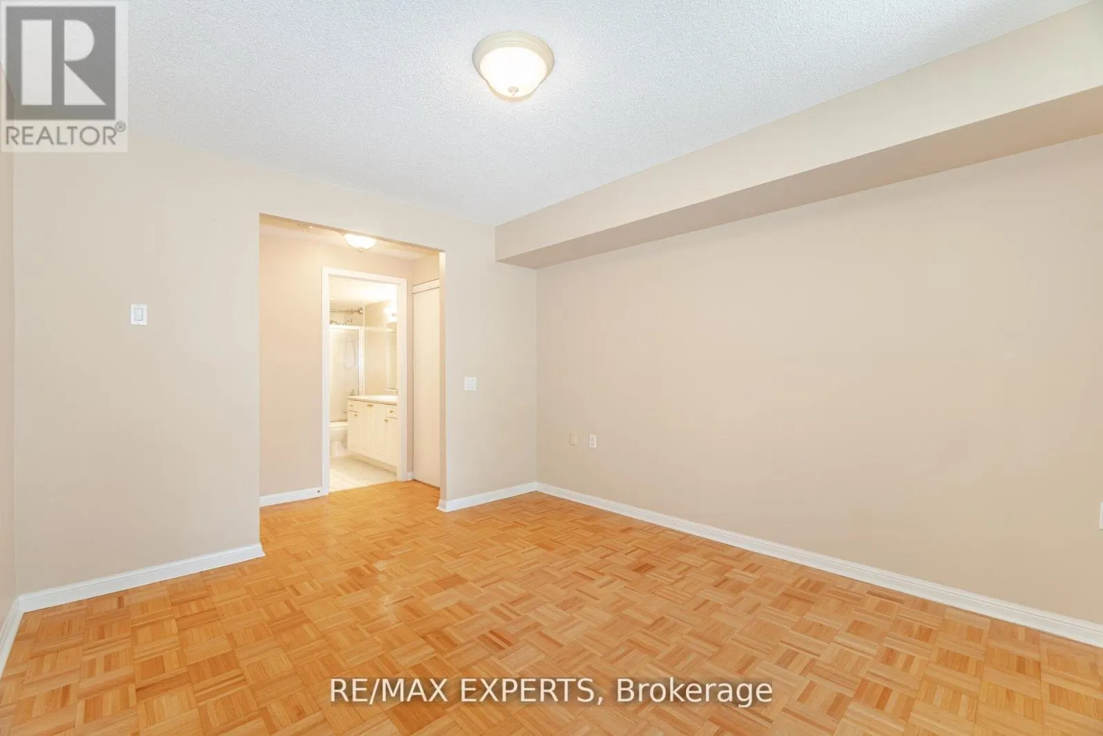 216 - 2502 RUTHERFORD ROAD