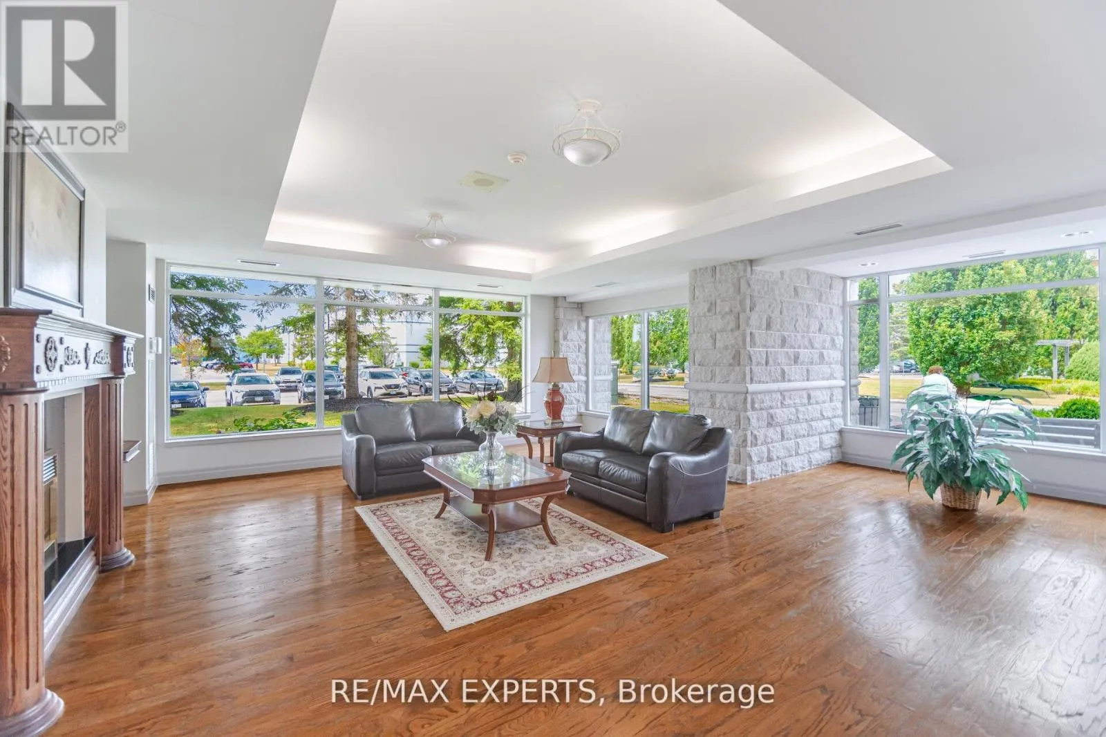 216 - 2502 RUTHERFORD ROAD