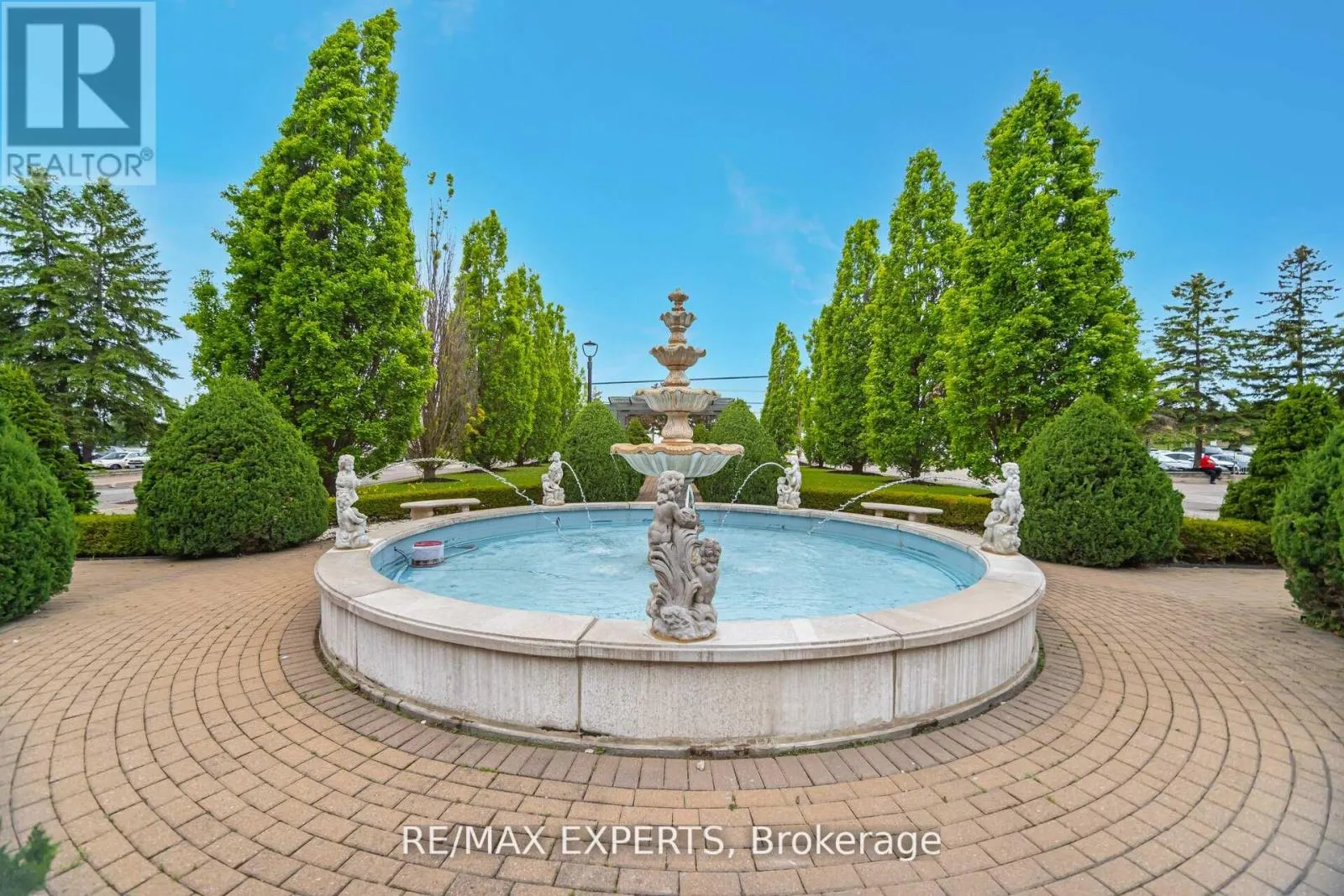 216 - 2502 RUTHERFORD ROAD