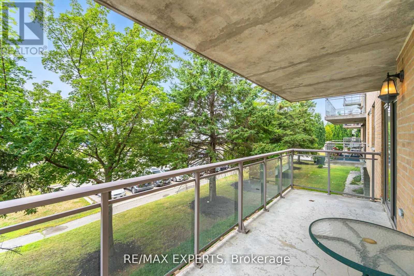 216 - 2502 RUTHERFORD ROAD