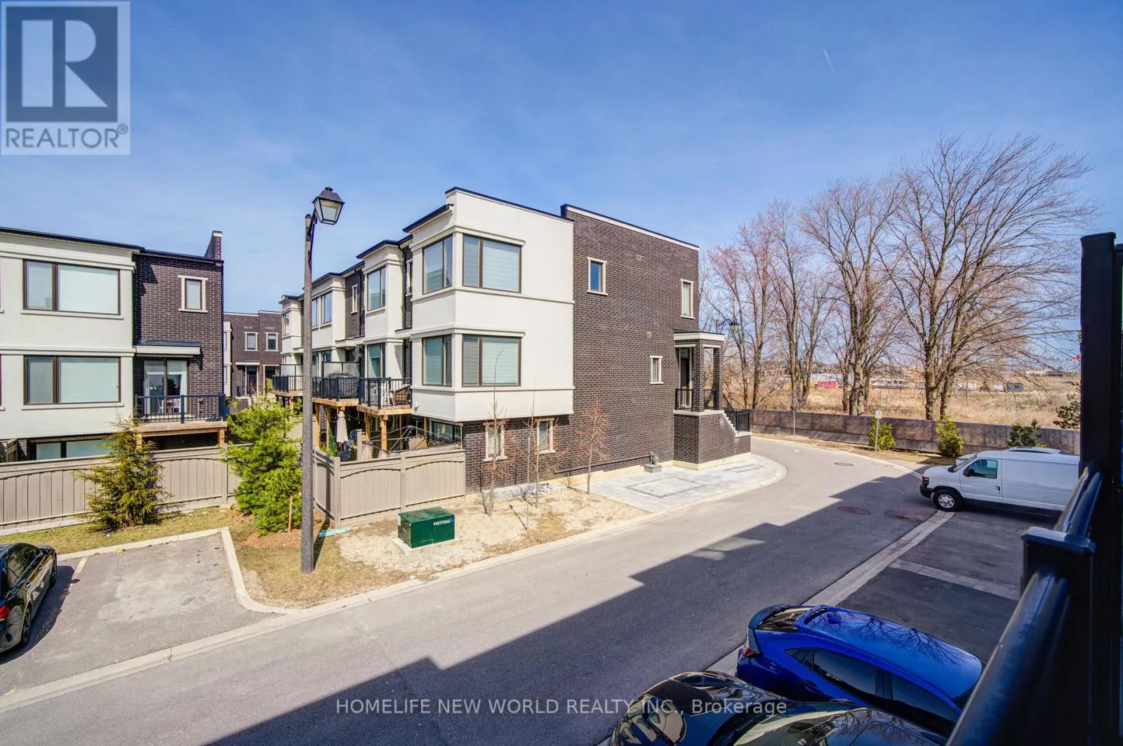 3880 MAJOR MACKENZIE DRIVE