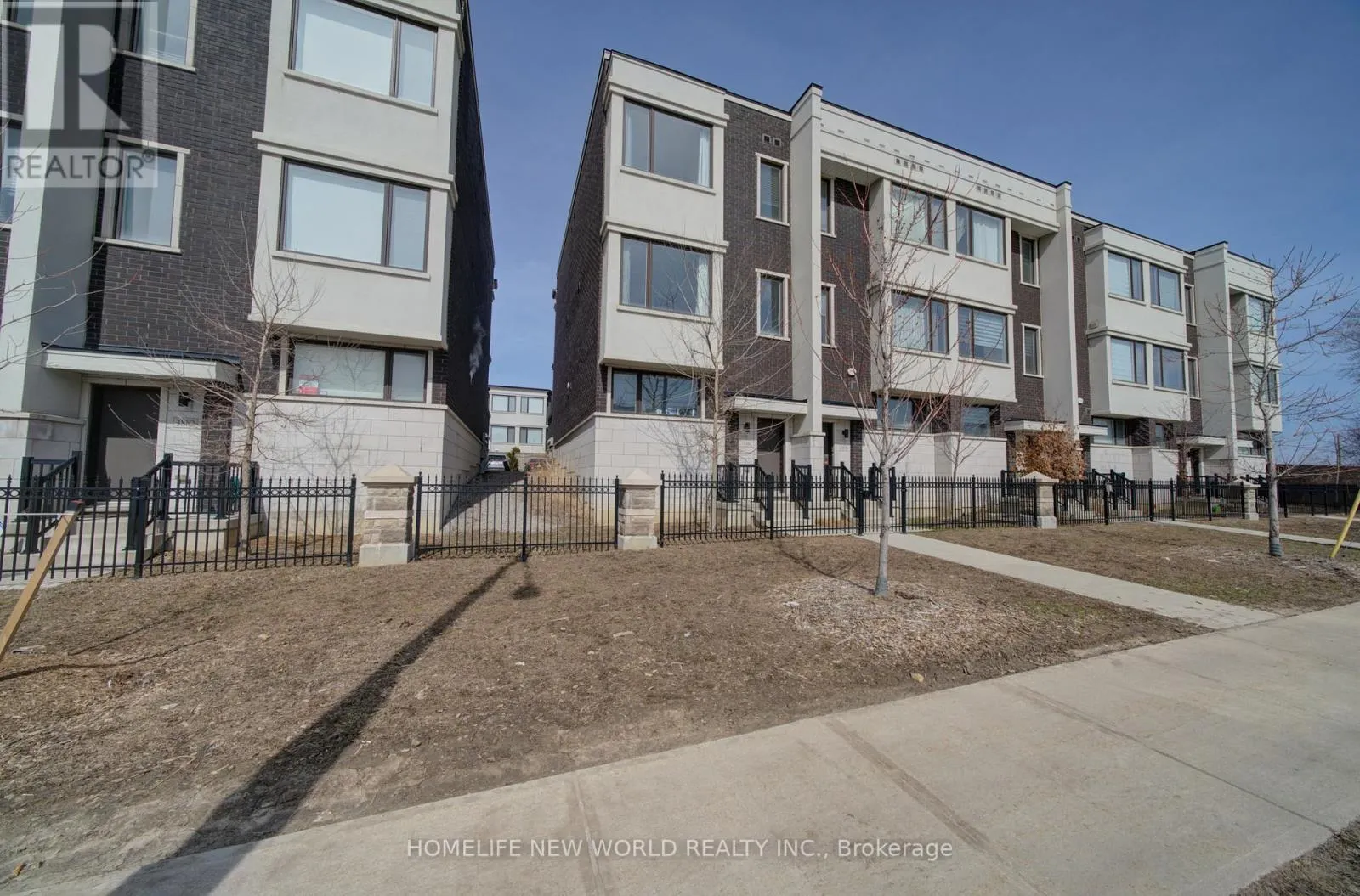 3880 MAJOR MACKENZIE DRIVE