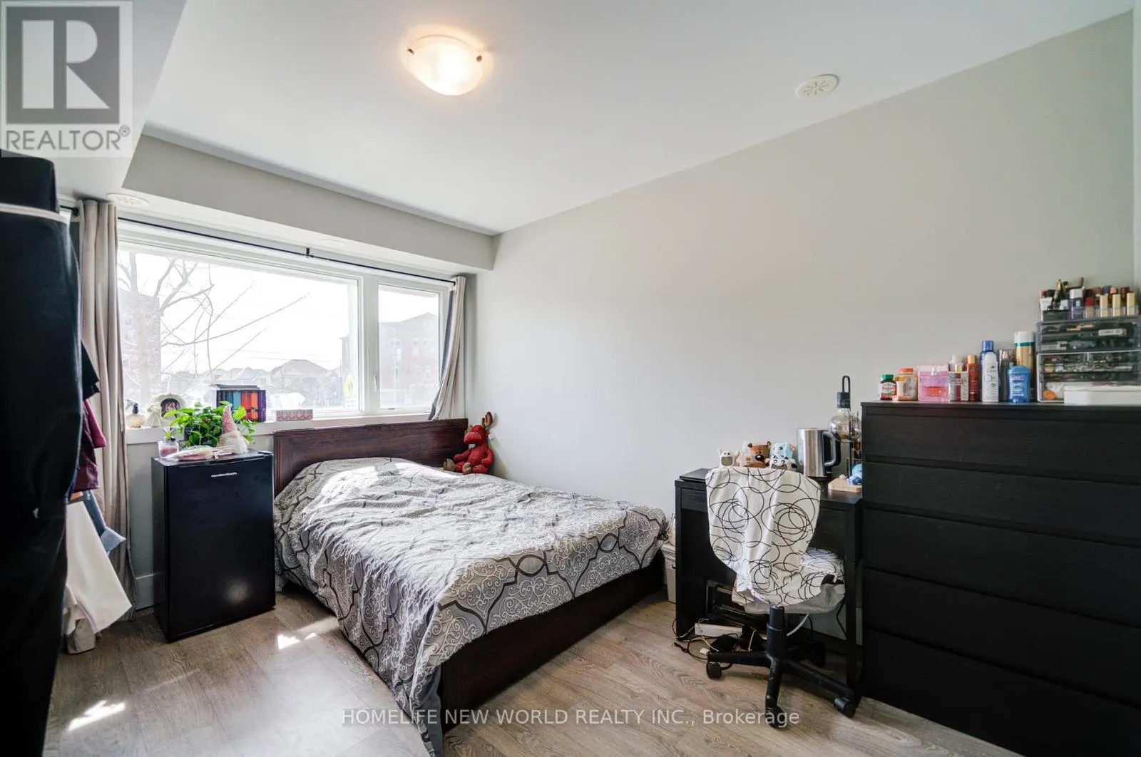 3880 MAJOR MACKENZIE DRIVE