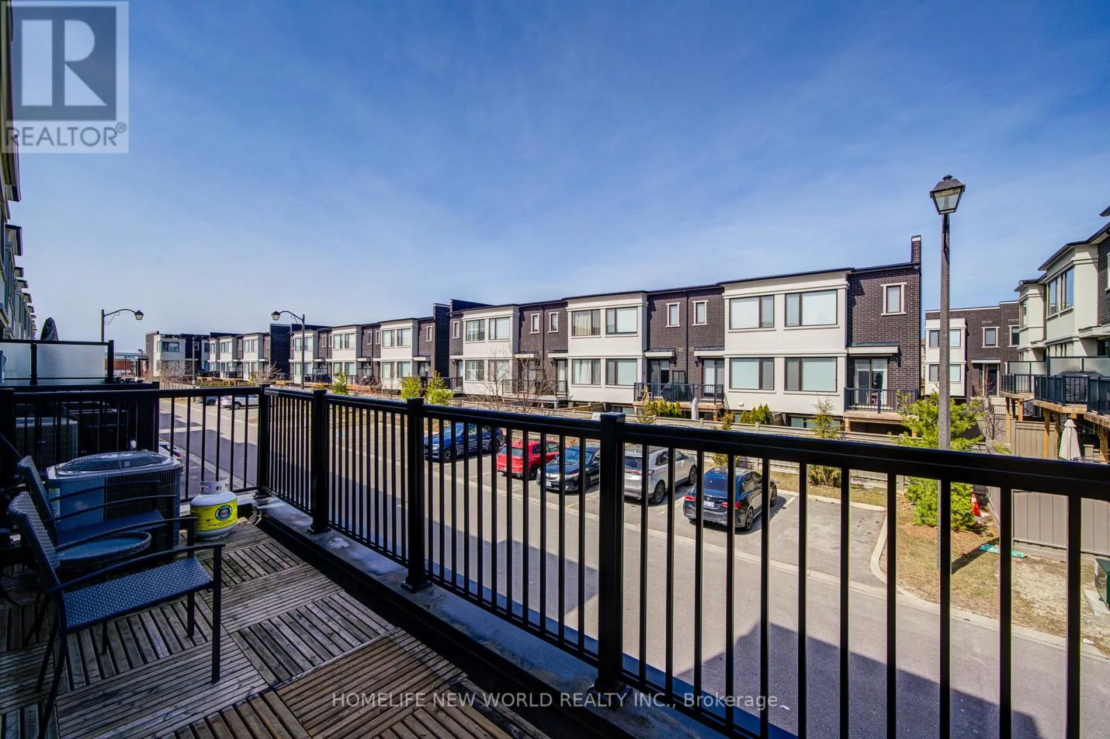 3880 MAJOR MACKENZIE DRIVE