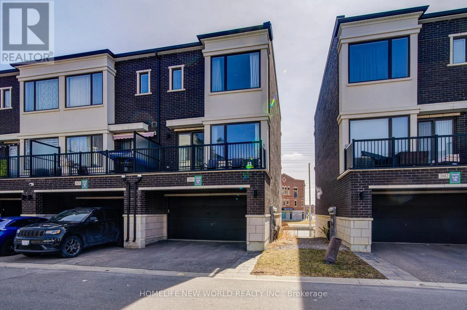 3880 MAJOR MACKENZIE DRIVE