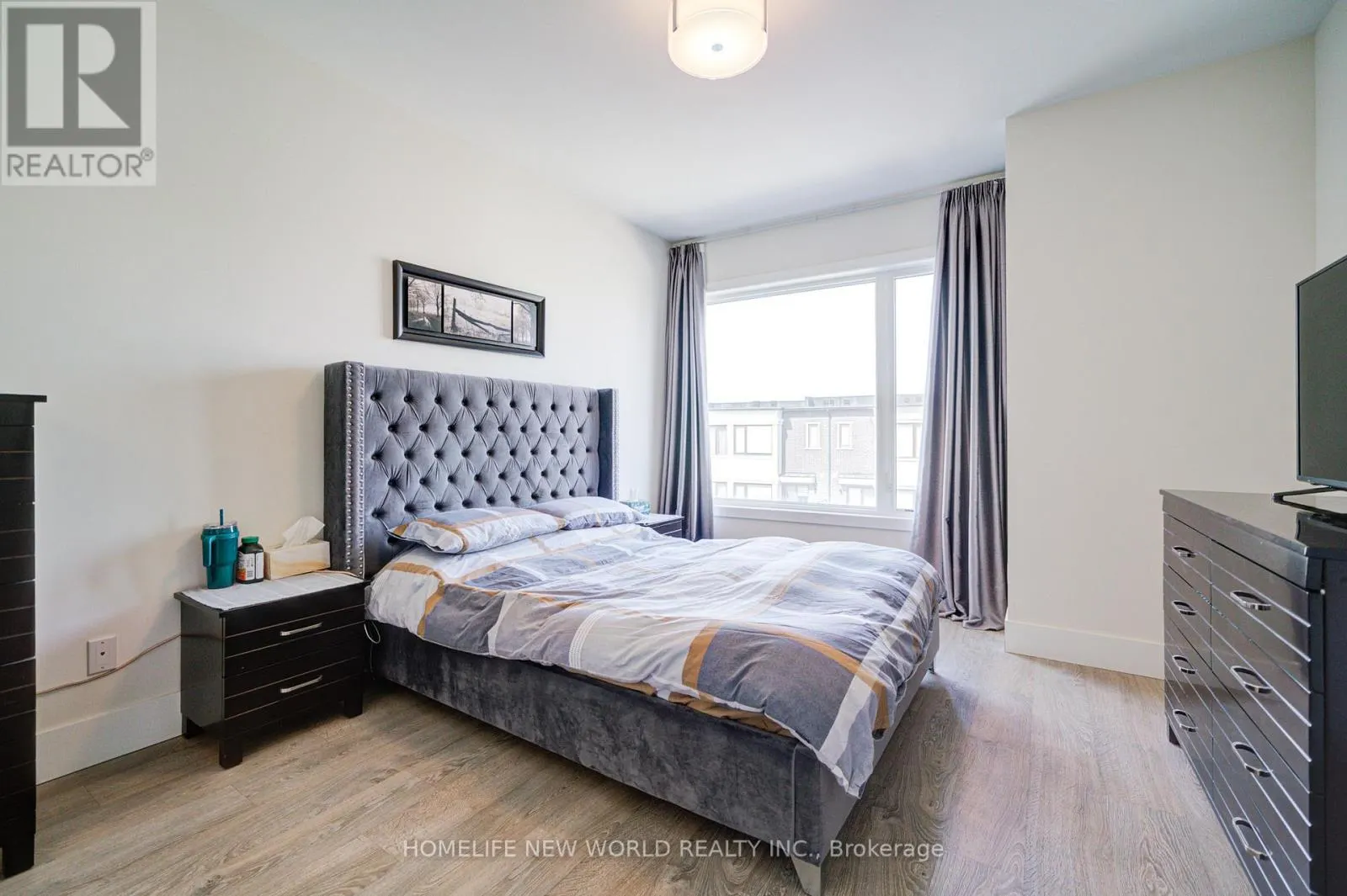 3880 MAJOR MACKENZIE DRIVE