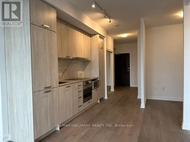 822-38 HONEYCRISP CRESCENT