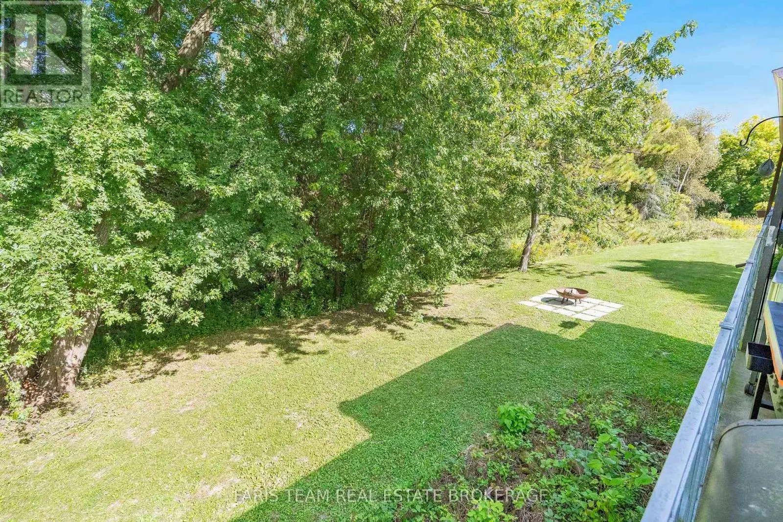 175 SOUTH SUMMIT FARM ROAD