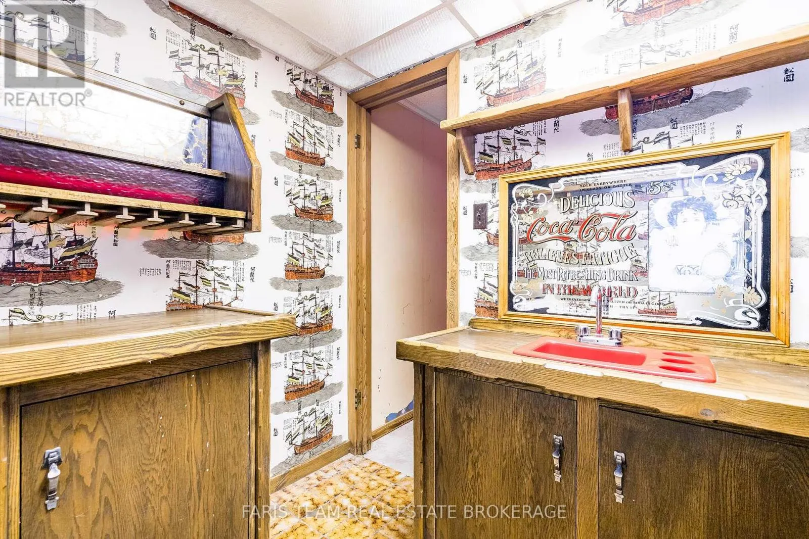 175 SOUTH SUMMIT FARM ROAD