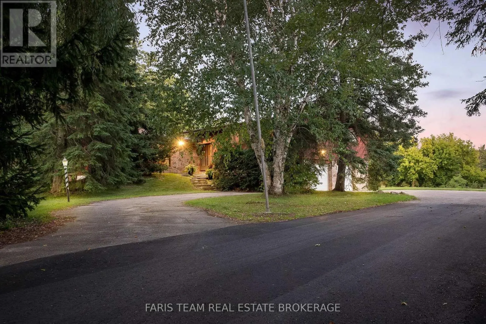 175 SOUTH SUMMIT FARM ROAD