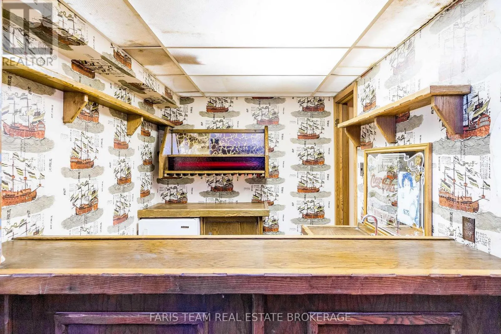 175 SOUTH SUMMIT FARM ROAD