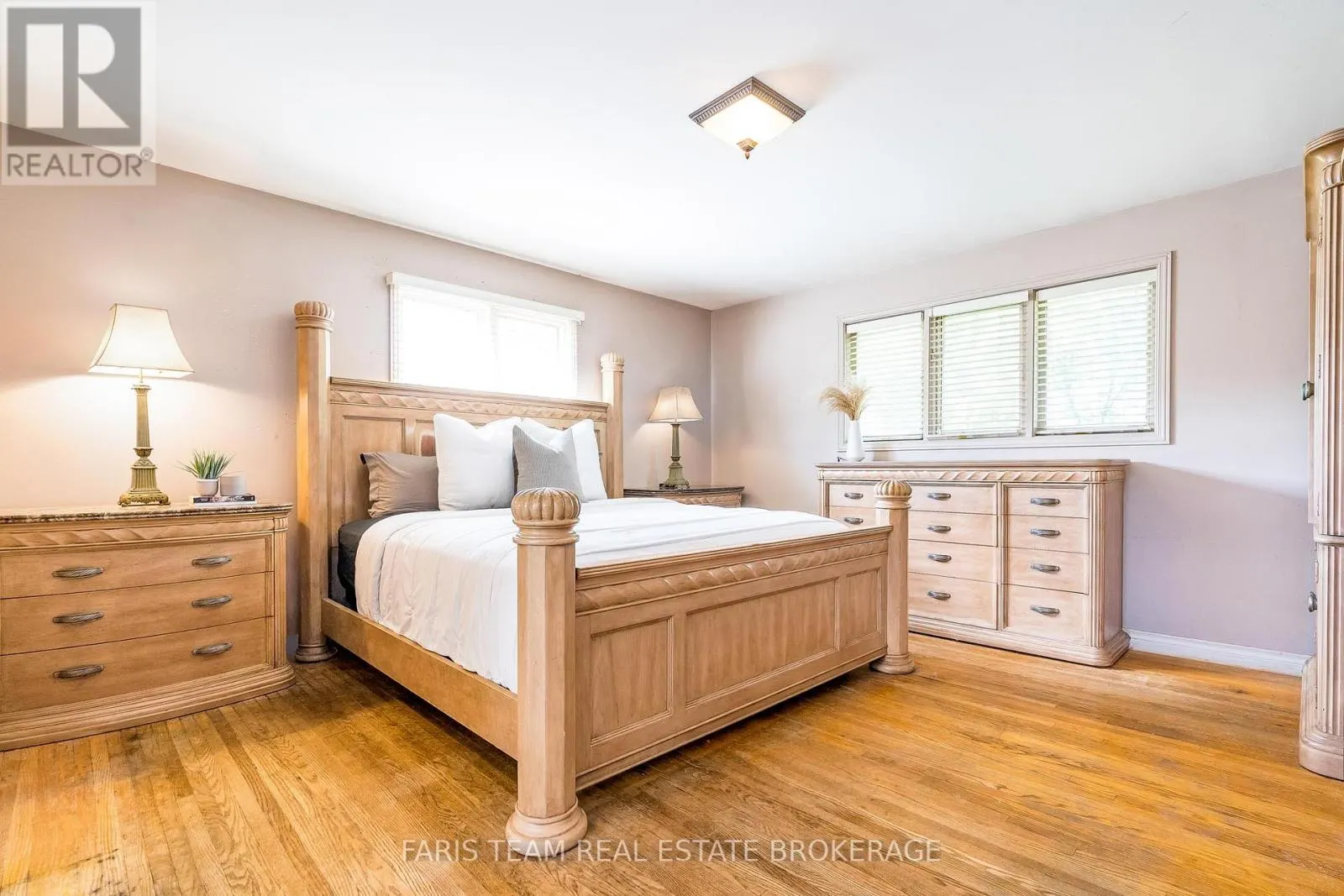 175 SOUTH SUMMIT FARM ROAD