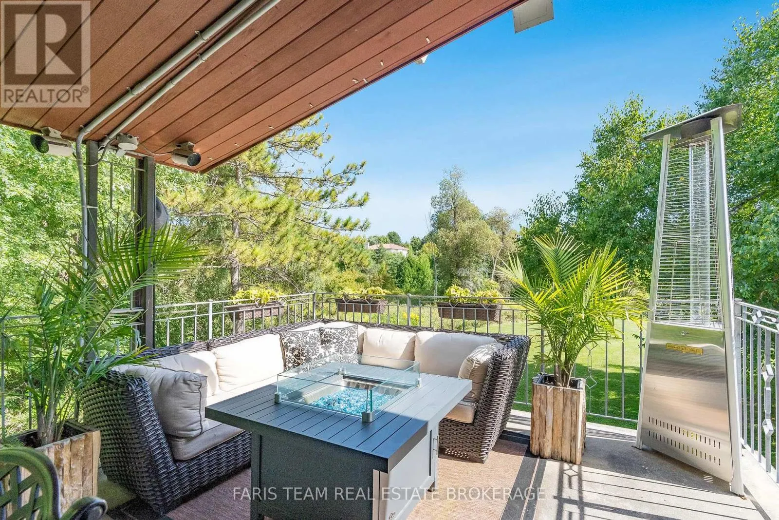 175 SOUTH SUMMIT FARM ROAD