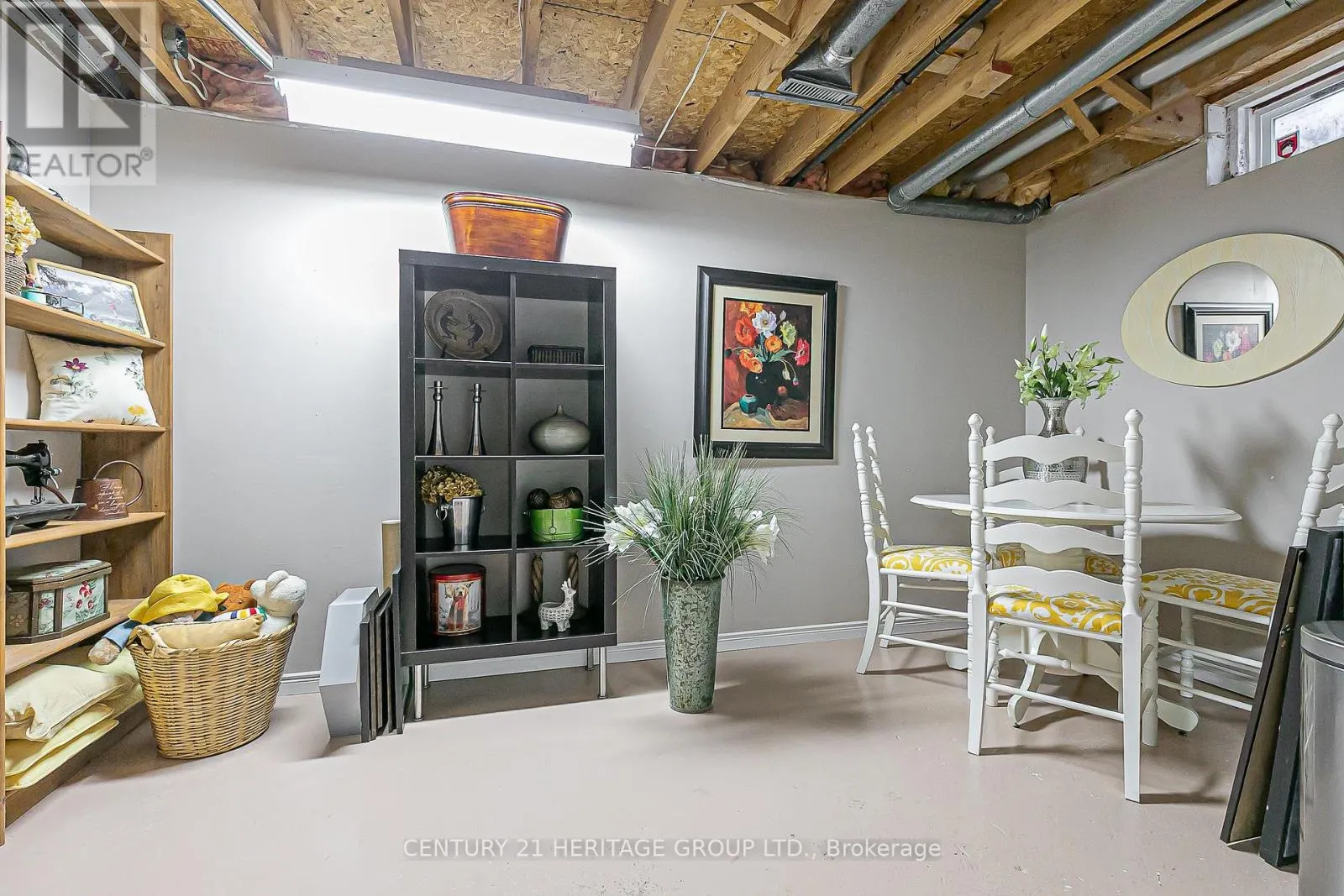 124 JOHN BOWSER CRESCENT