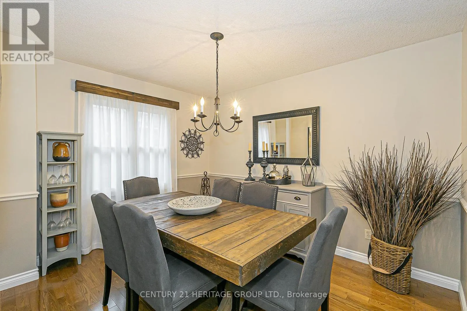 124 JOHN BOWSER CRESCENT