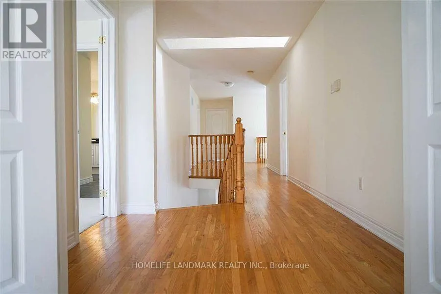 25 LORD  NELSON COURT