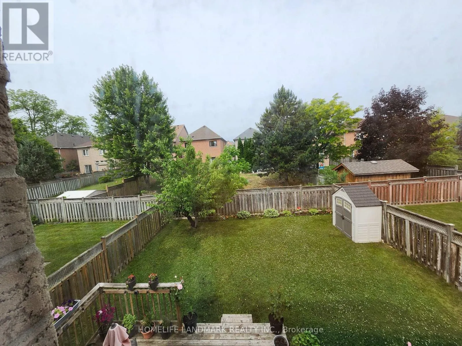 25 LORD  NELSON COURT