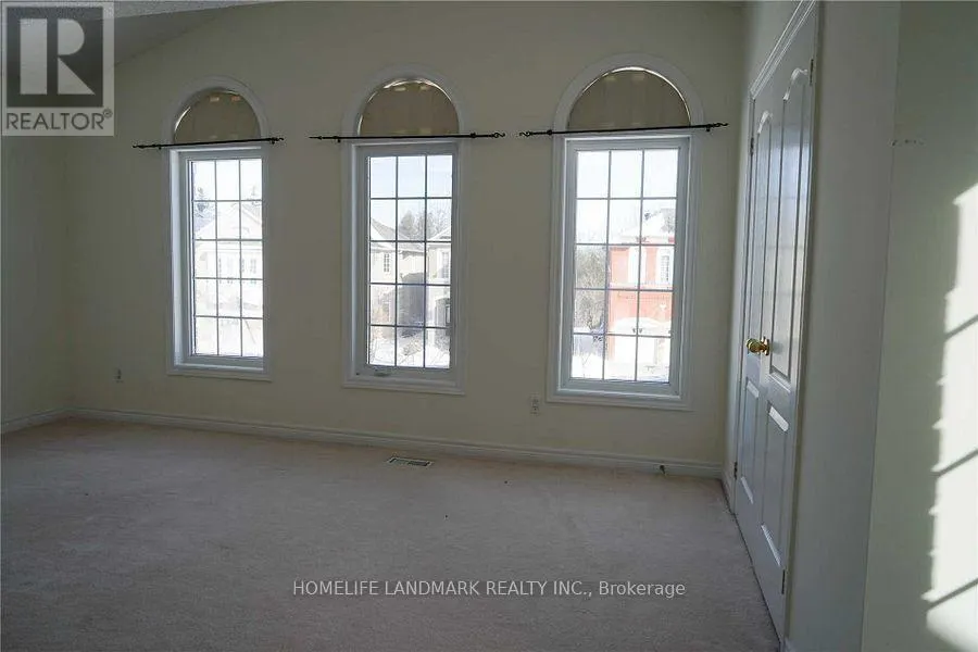 25 LORD  NELSON COURT