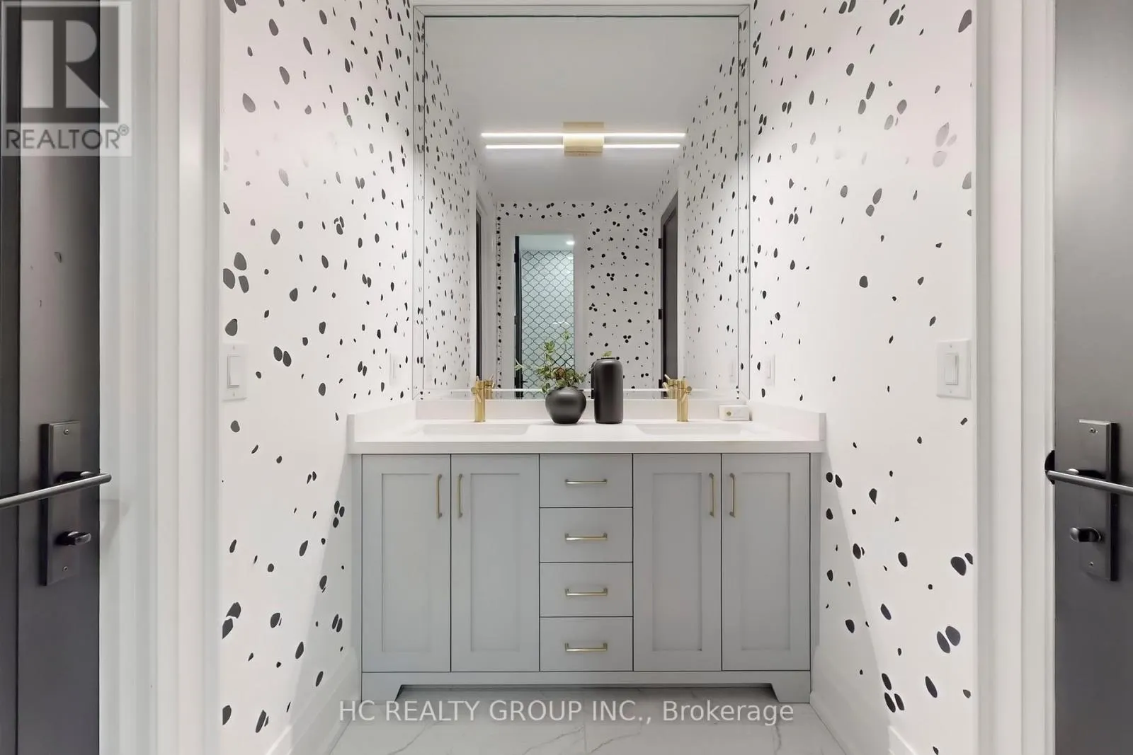 6077 HILLSDALE DRIVE