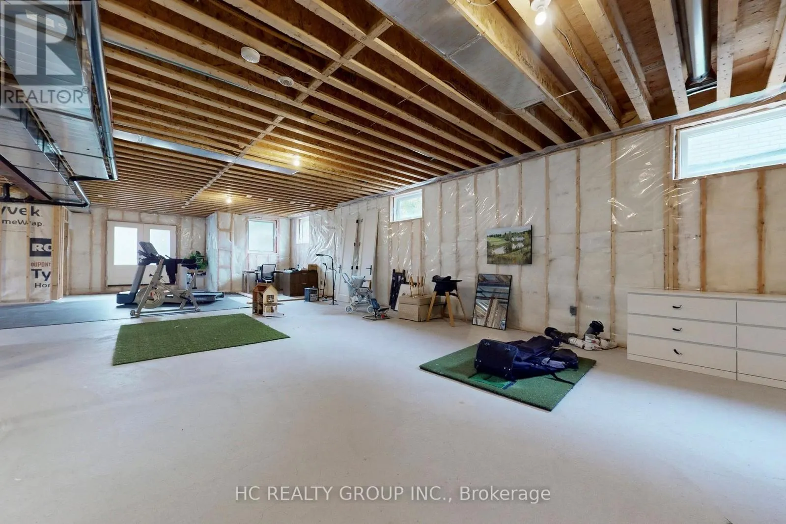 6077 HILLSDALE DRIVE