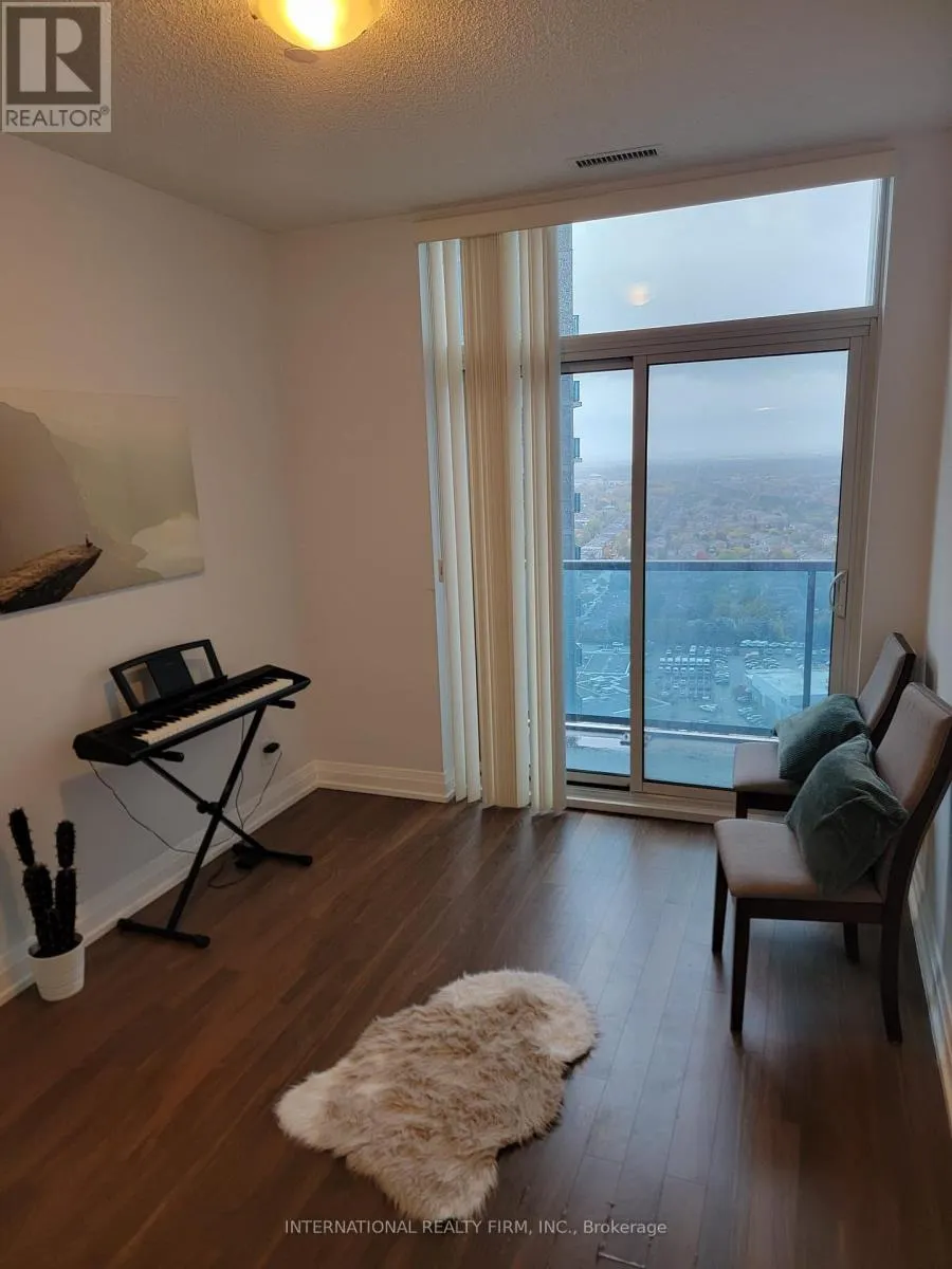 PH09 - 7165 YONGE STREET