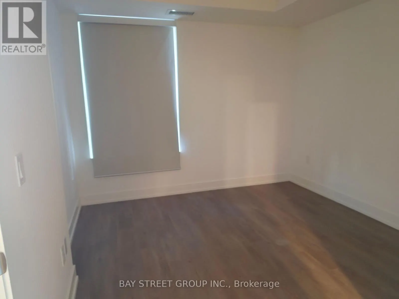 303 - 8 CEDARLAND DRIVE