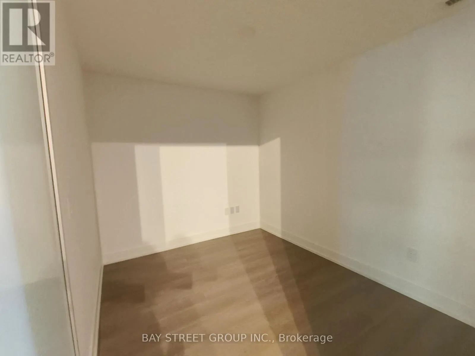 303 - 8 CEDARLAND DRIVE