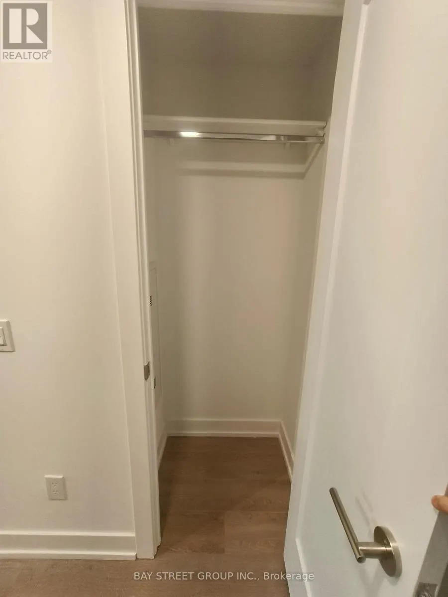 303 - 8 CEDARLAND DRIVE