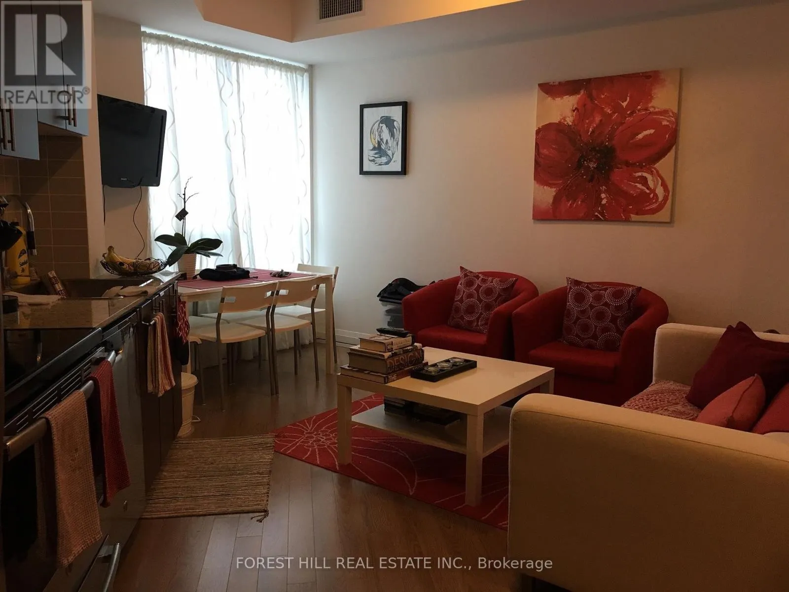 621 - 7161 YONGE STREET