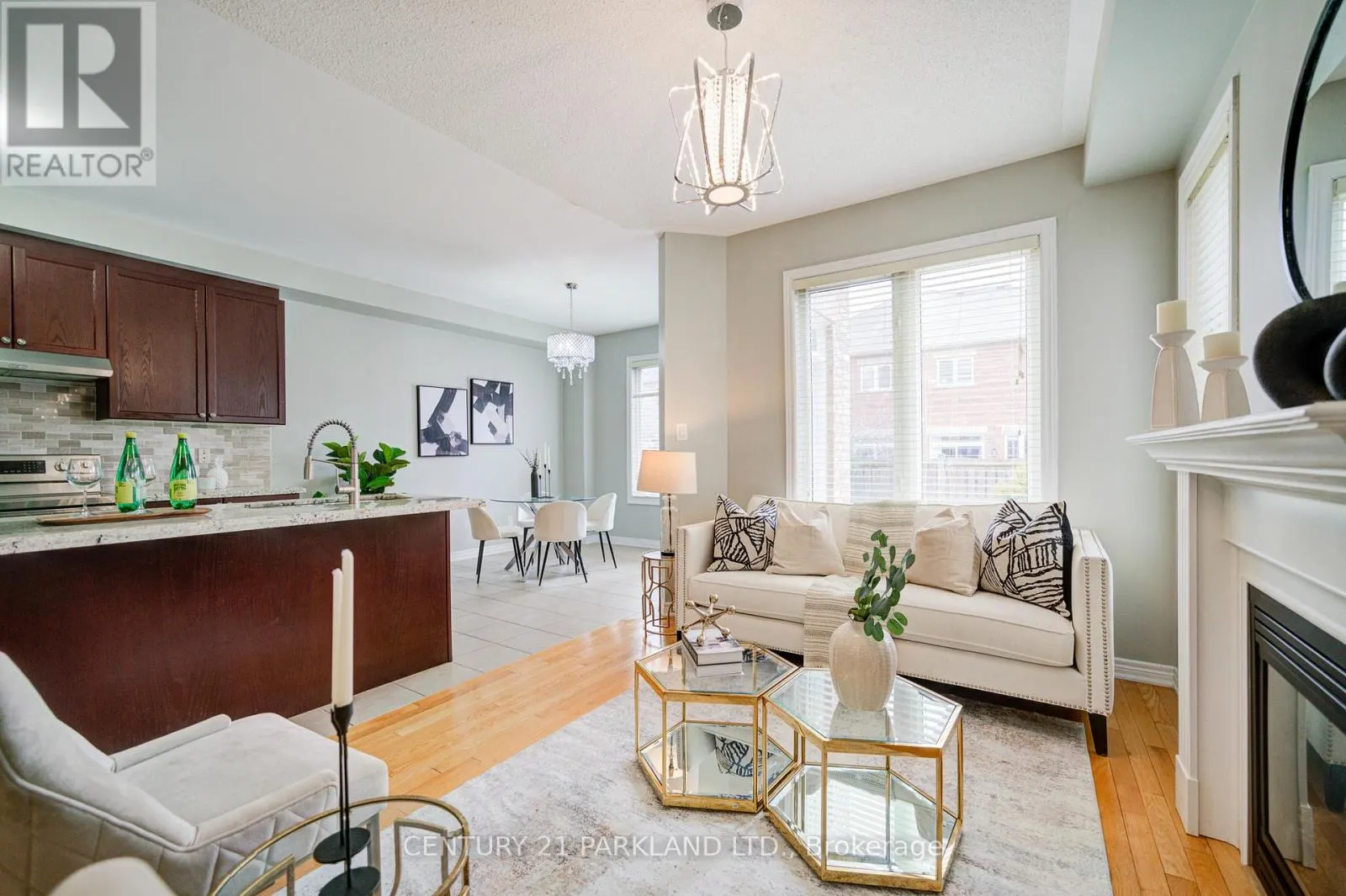 13 TURNHOUSE CRESCENT