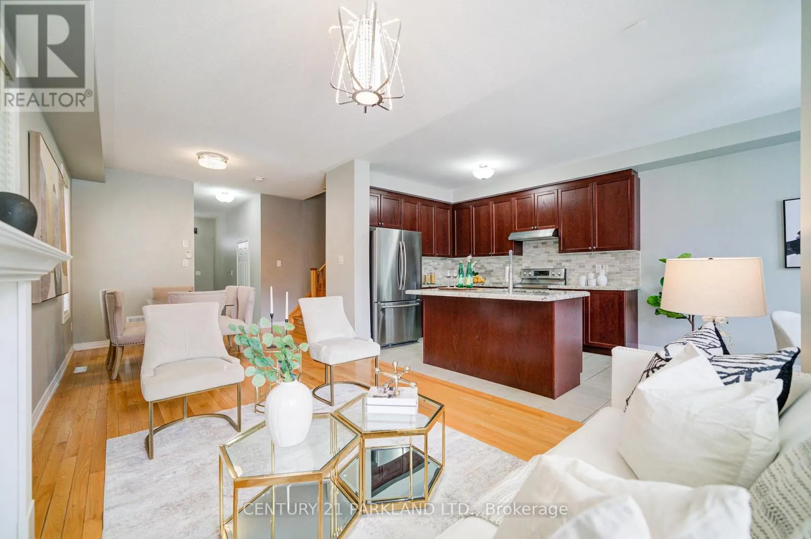 13 TURNHOUSE CRESCENT