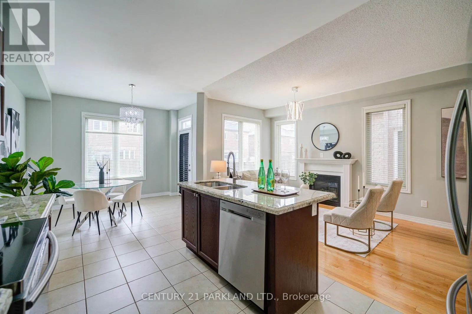 13 TURNHOUSE CRESCENT