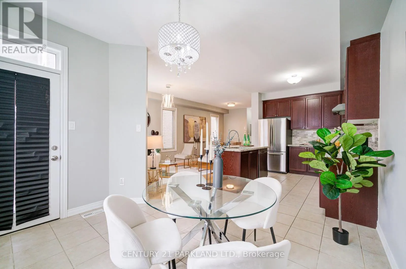 13 TURNHOUSE CRESCENT