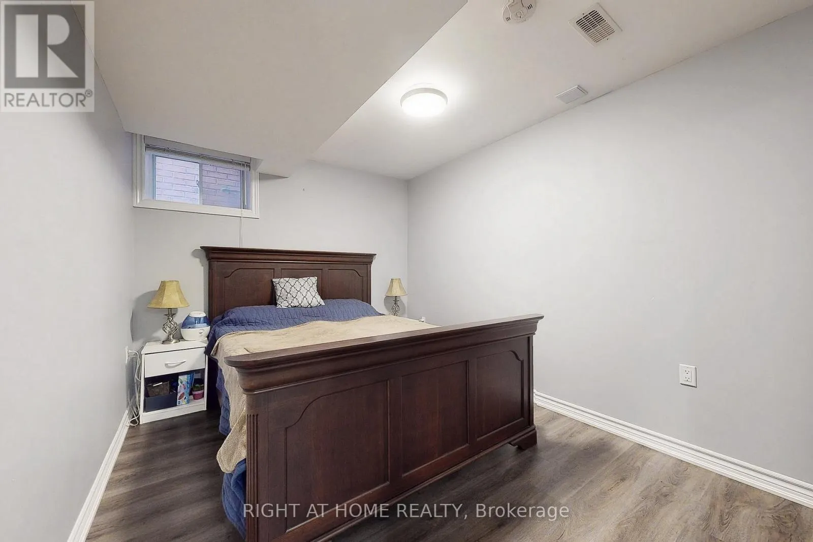 BASEMENT - 90 MAPLEBANK CRESCENT