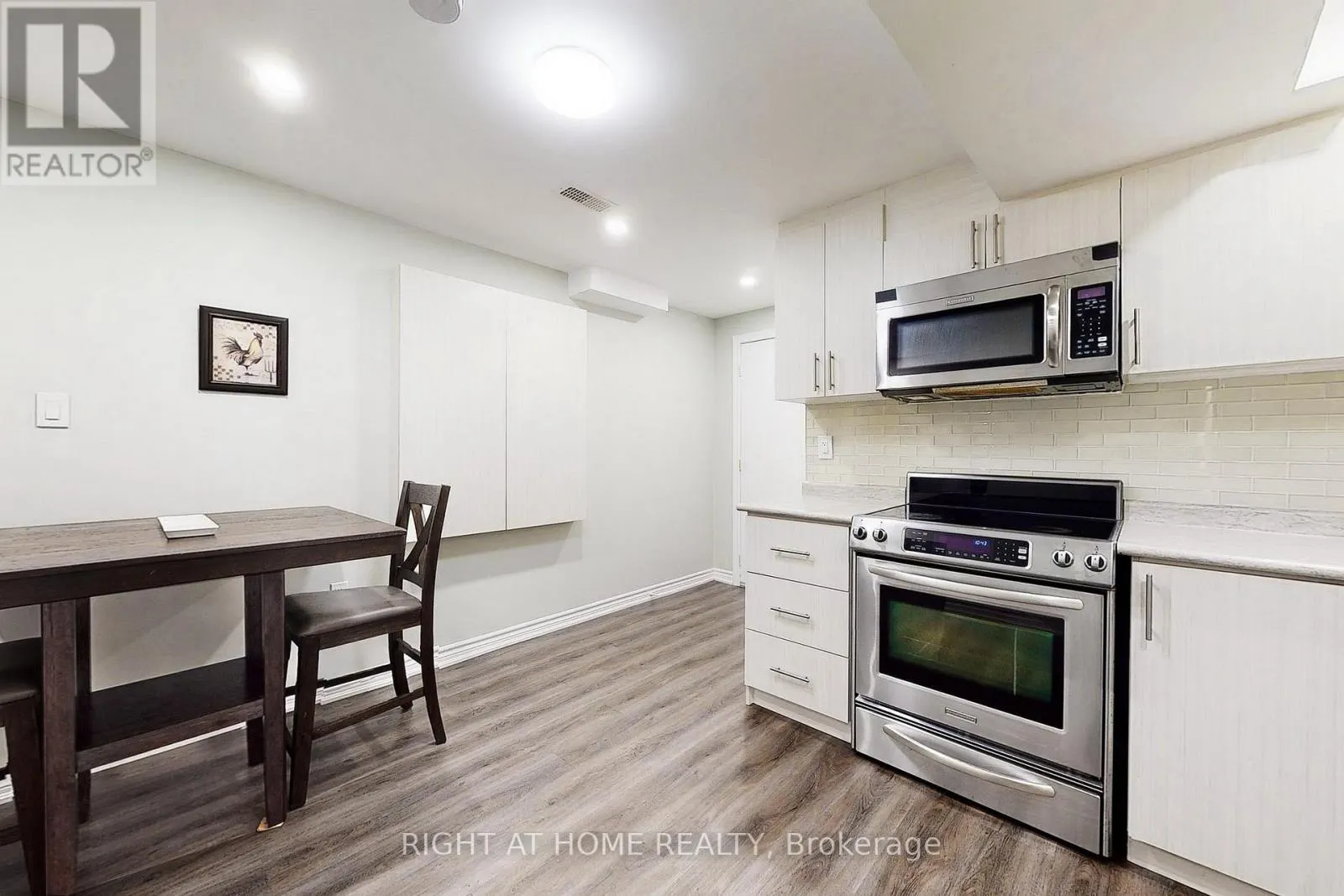 BASEMENT - 90 MAPLEBANK CRESCENT