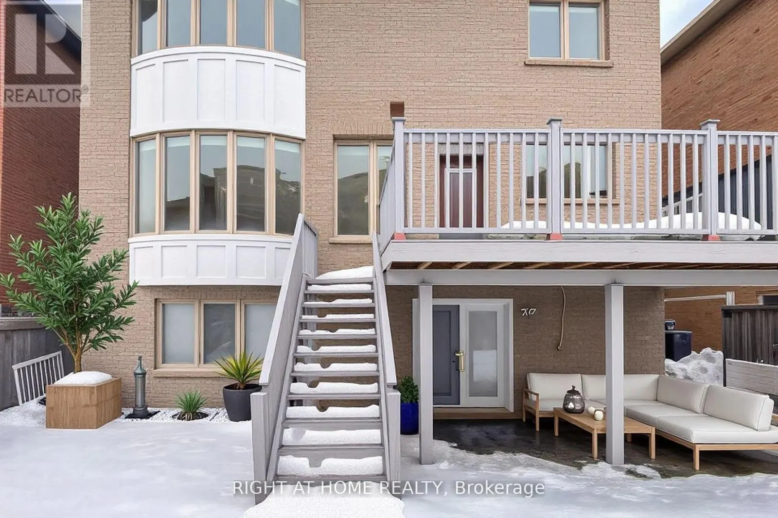 BASEMENT - 90 MAPLEBANK CRESCENT