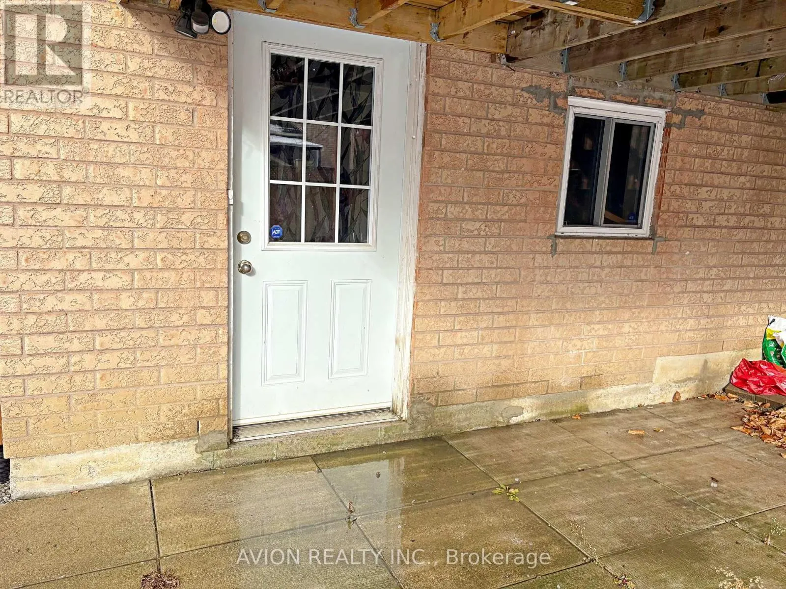 LOWER - 91 RIDGEWAY COURT