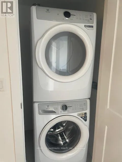 3 - 117 MARYDALE STREET