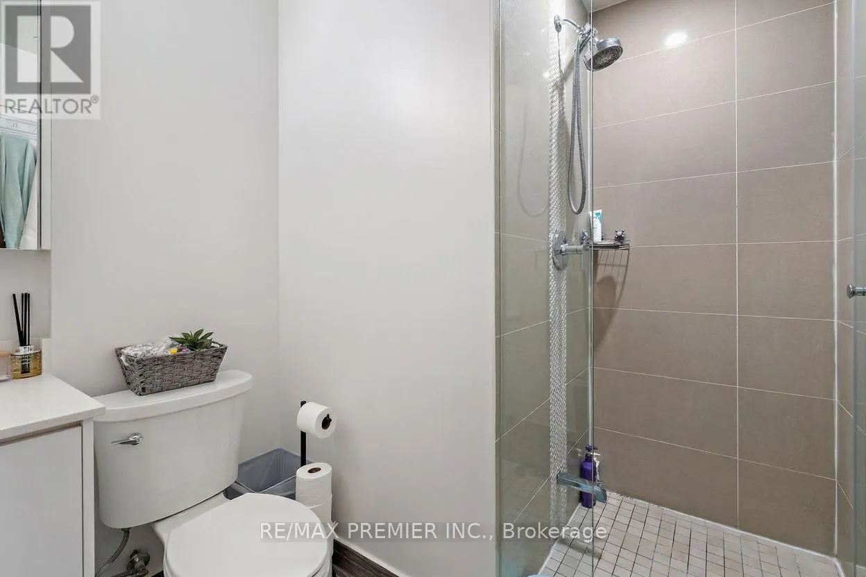 1704 - 95 ONEIDA CRESCENT