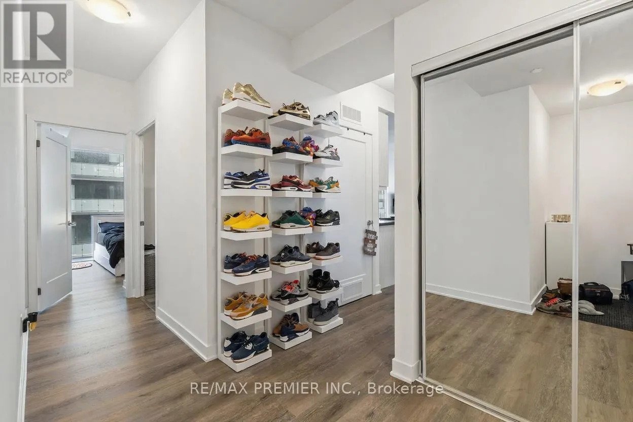 1704 - 95 ONEIDA CRESCENT