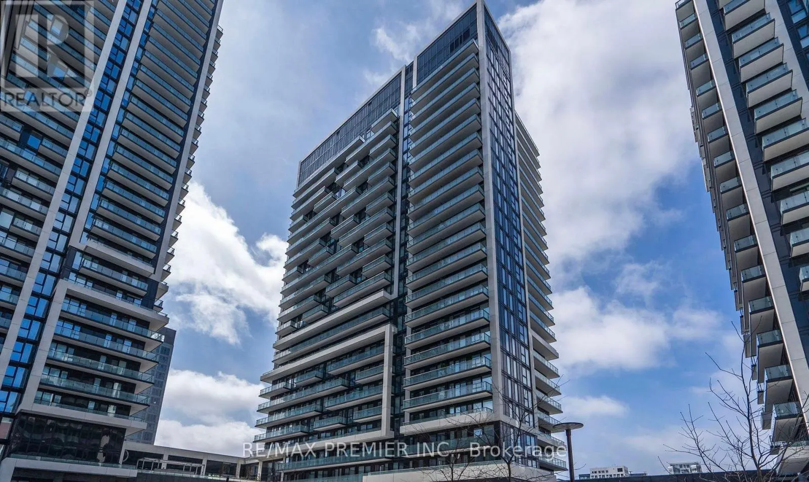 1704 - 95 ONEIDA CRESCENT