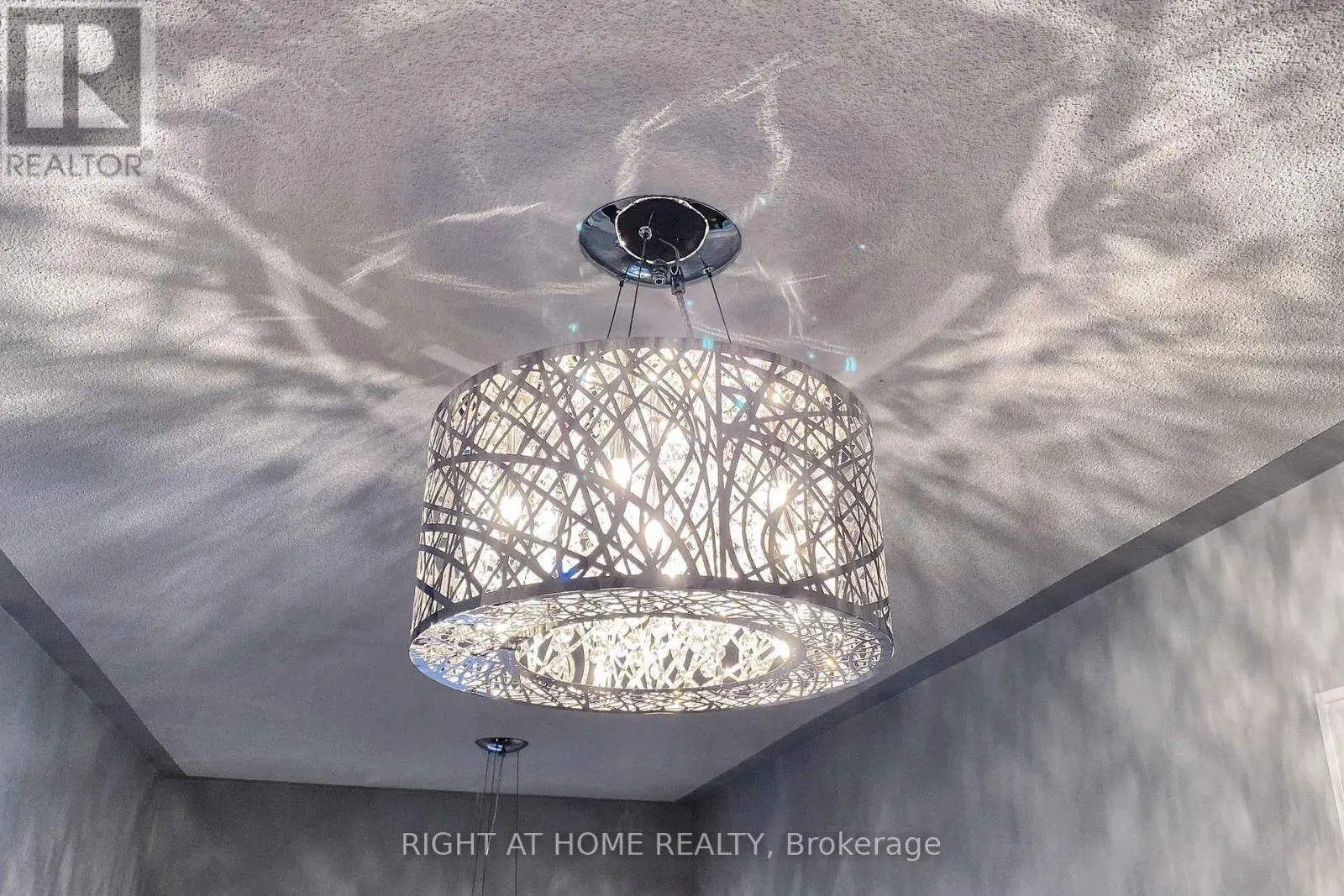 MAIN, 2ND FLOOR - 90 MAPLEBANK CRESCENT