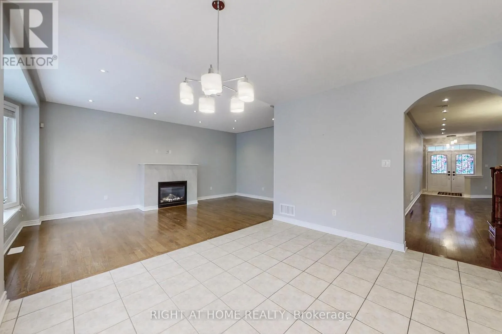 MAIN, 2ND FLOOR - 90 MAPLEBANK CRESCENT